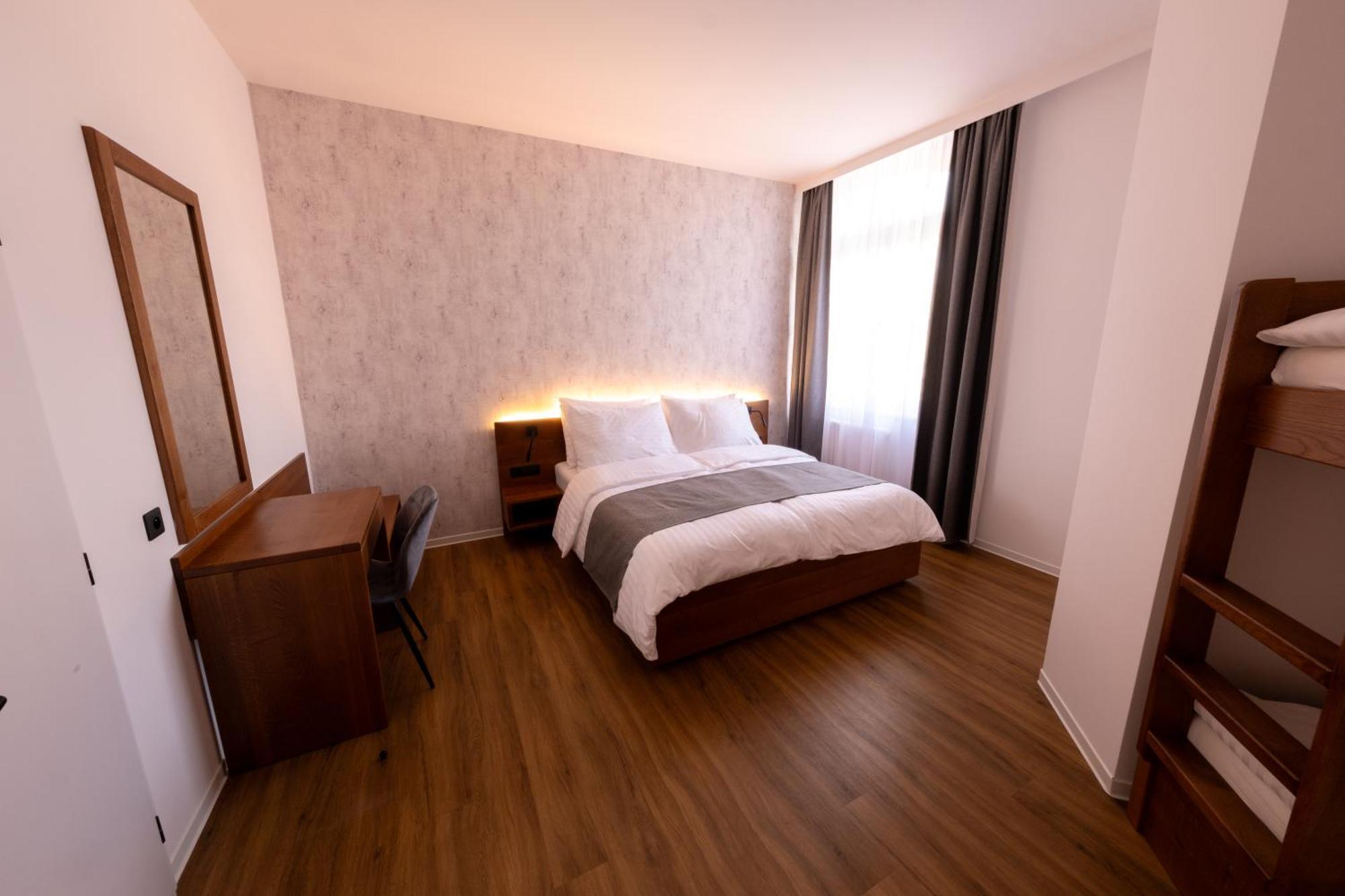 It Centrum Apartments Врхлабі Номер фото