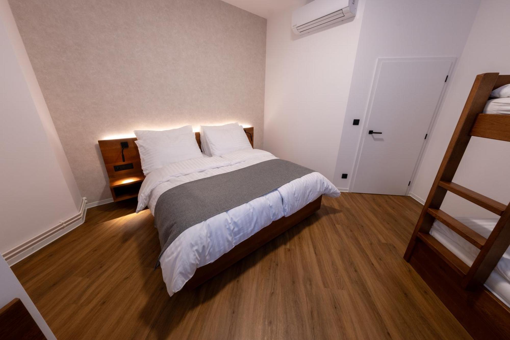 It Centrum Apartments Врхлабі Номер фото