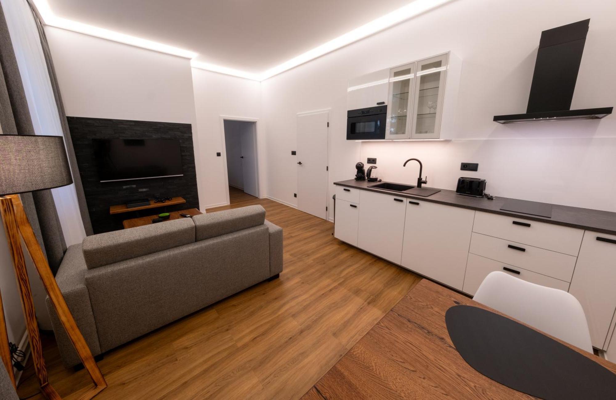 It Centrum Apartments Врхлабі Номер фото
